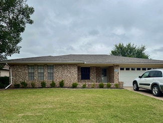 1366 Smith Rd, Duncan, OK 73533