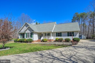 2513 Lakeside Woods Dr, Bumpass, VA 23024