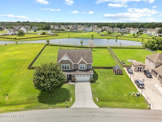 407 Fawns Creek Chase, Jacksonville, NC 28540