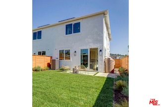 1209 N Commonwealth Ave, Los Angeles, CA 90029