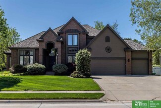 170 S 166th St, Omaha, NE 68118