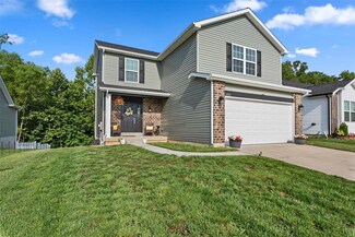 27511 Forest Ridge Dr, Warrenton, MO 63383