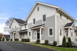 63 Oak St Unit B, Wellesley, MA 02482