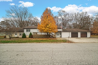 415 Grenway Rd, Kingsford Heights, IN 46346