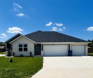 4354 W Riley St, Springfield, MO 65802