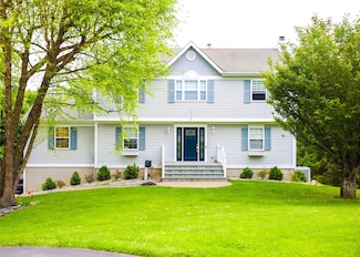 10 Courtney Ln, Brewster, NY 10509