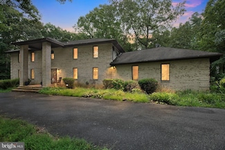 7490 Serenity Dr, Hughesville, MD 20637