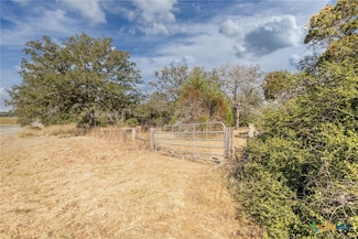 TBD I-10, Harwood, TX 78632
