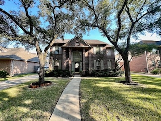 2339 Plantation Bend Dr, Sugar Land, TX 77478