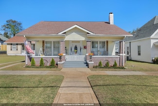 302 W 6th St, Tuscumbia, AL 35674
