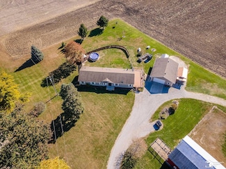 12345 W Dunbar Rd, Dundee, MI 48131