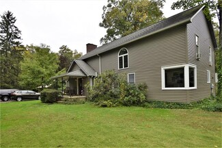 13 E Central Ave, Westfield, NY 14787