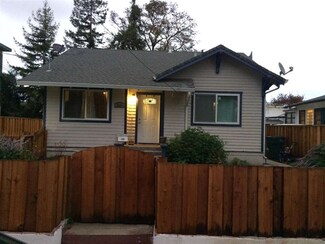 2821 Blenheim Ave, Redwood City, CA 94063
