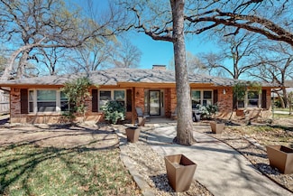 1309 Pebble Creek Dr, Euless, TX 76040