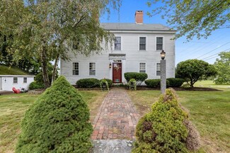 98 Main St, Salisbury, MA 01952
