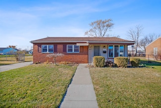 28117 Roy St, Saint Clair Shores, MI 48081