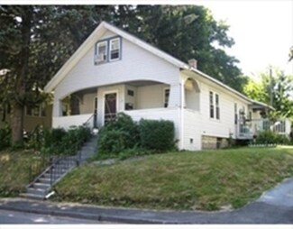 21 Princeton St, Worcester, MA 01610