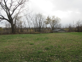 309 Wallace St, Sterling, IL 61081