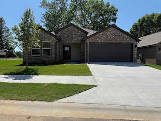 6801 N Cypress St, North Little Rock, AR 72116