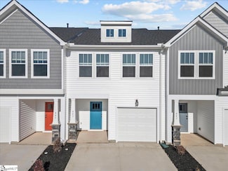 443 Hazelcote Rd, Greenville, SC 29617