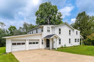 119 Dummitt Ave, Fayetteville, WV 25840