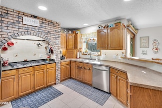 420 E Brandon Dr, Bismarck, ND 58503