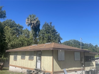 520 W Spring St, Deland, FL 32720