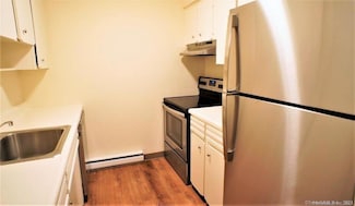 37 Ferris Ave Unit 6, Norwalk, CT 06854