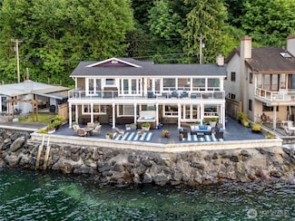 10879 Point Vashon Dr SW, Vashon, WA 98070