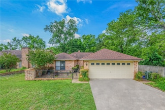 2012 Red River Dr, Bryan, TX 77802