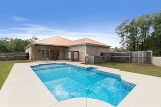 127 Pierces Station, Ozark, AL 36360