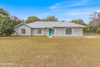 1055 Old Gainesville Hwy, Interlachen, FL 32148