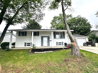 1737 Gleason Dr, Rantoul, IL 61866