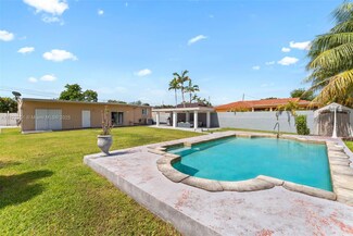 6371 SW 23rd St Unit pool, Miami, FL 33155