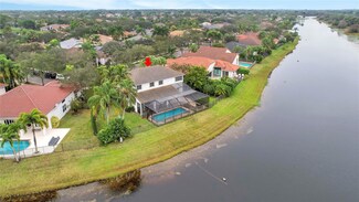 2793 Oakbrook Dr, Weston, FL 33332