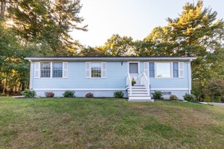 29 Hummingbird Ln, East Taunton, MA 02718