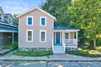 132 Diamond Place SE, Grand Rapids, MI 49506