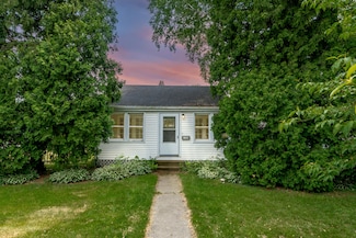 1100 Garfield St, Hobart, IN 46342