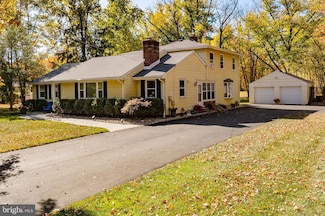 87 Uncle Petes Rd, Trenton, NJ 08691
