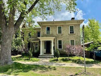 811 Jenifer St, Madison, WI 53703
