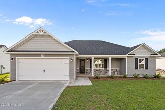 506 Orchard Creek Dr, Beulaville, NC 28518