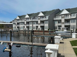 2411 Lake Ave Unit 36, Muskegon, MI 49445