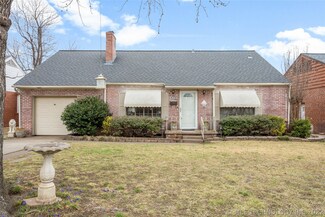 4723 E 9th St, Tulsa, OK 74112