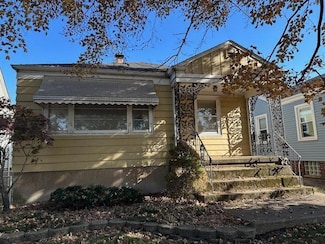 1717 Warwick Ave, Whiting, IN 46394