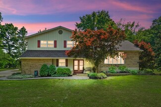 9589 Debold Koebel Rd, Pleasant Plain, OH 45162
