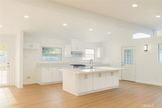 1019 W Pine St, West Covina, CA 91790