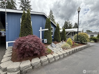 2101 S 324th St Unit 215, Federal Way, WA 98003