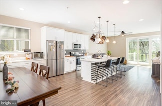 12424 Gemstone Dr, Hagerstown, MD 21740