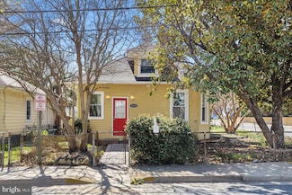 3801 Taylor St, Brentwood, MD 20722
