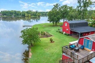 310 N Lake Dr, Murchison, TX 75778